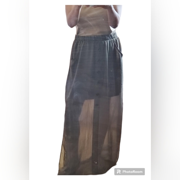 Long skirt - Picture 5 of 5